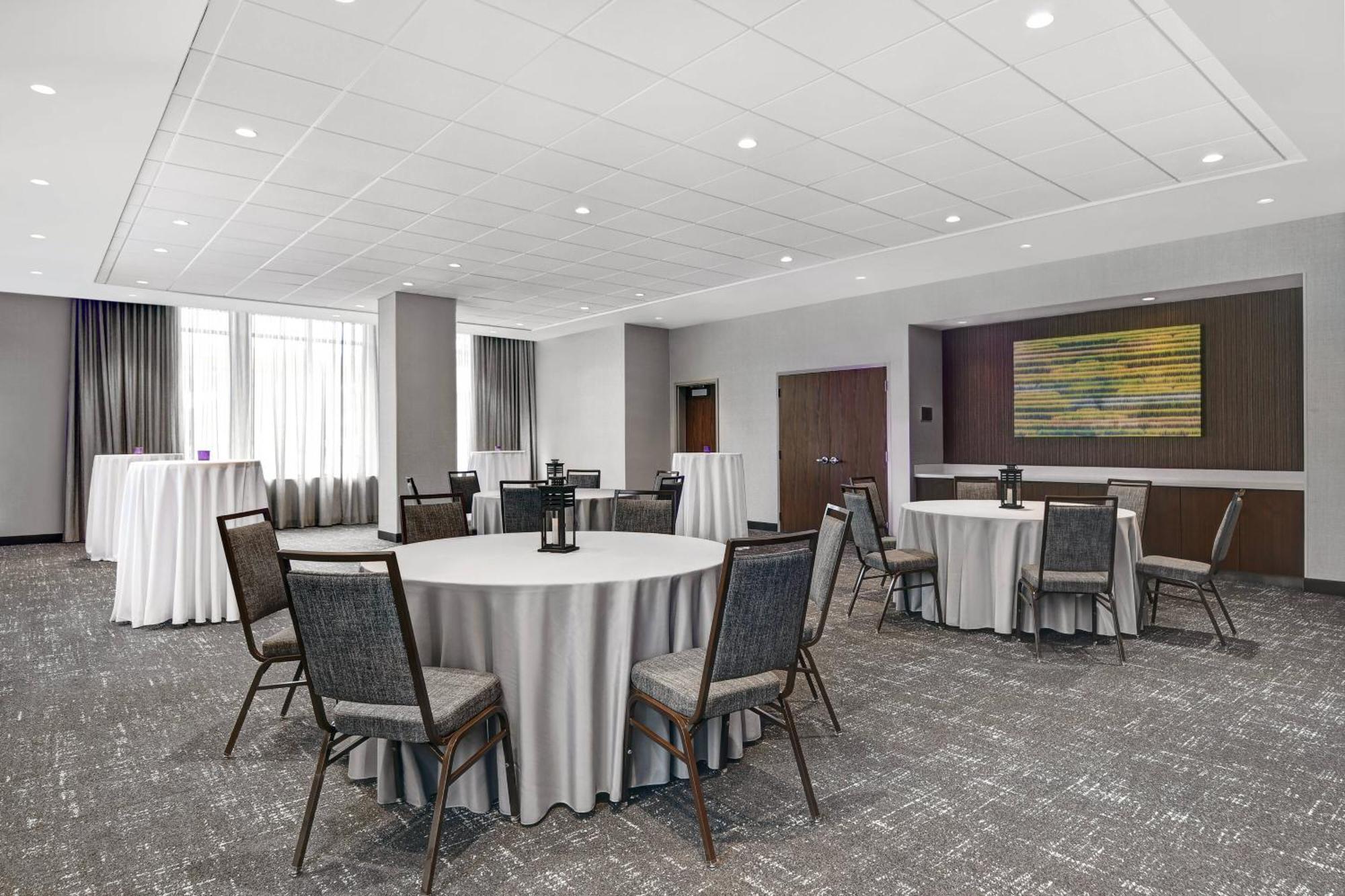 Courtyard By Marriott Manhattan Aggieville المظهر الخارجي الصورة