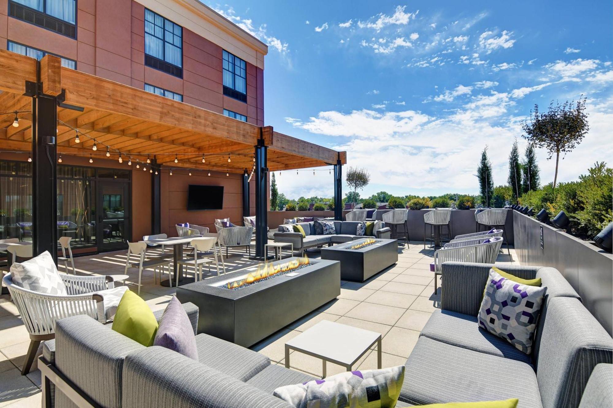Courtyard By Marriott Manhattan Aggieville المظهر الخارجي الصورة